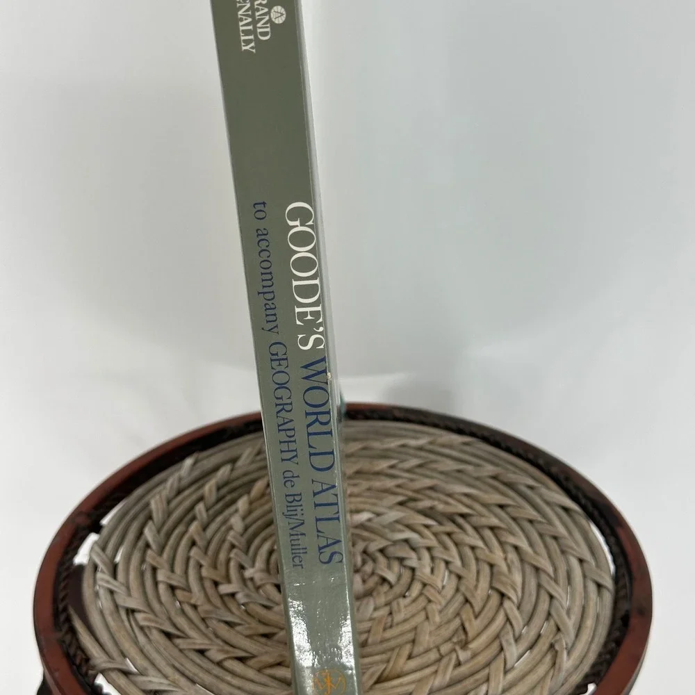 Rand McNally Goode's World Atlas 20th Edition 2000‎ Geography Reference Book